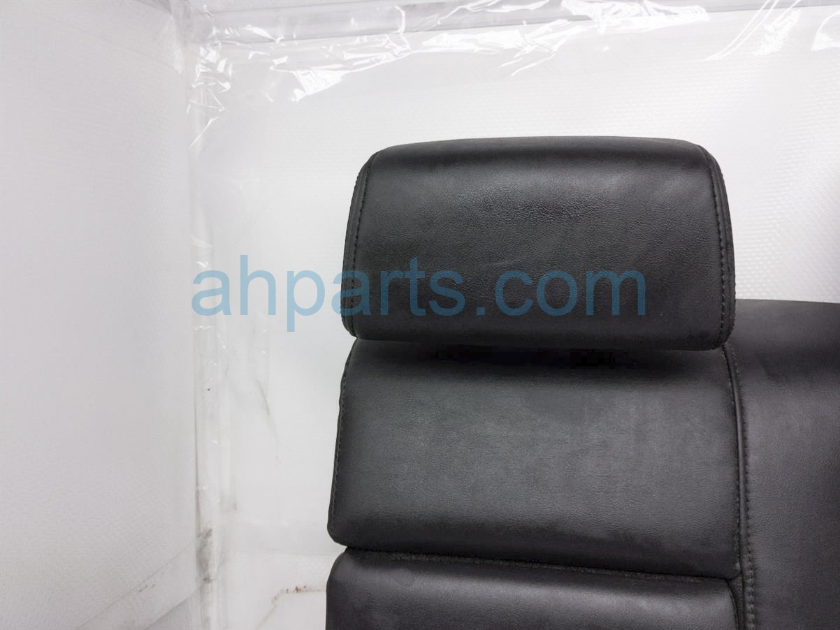 $100 Mazda RR/LH SEAT UPPER PORTION