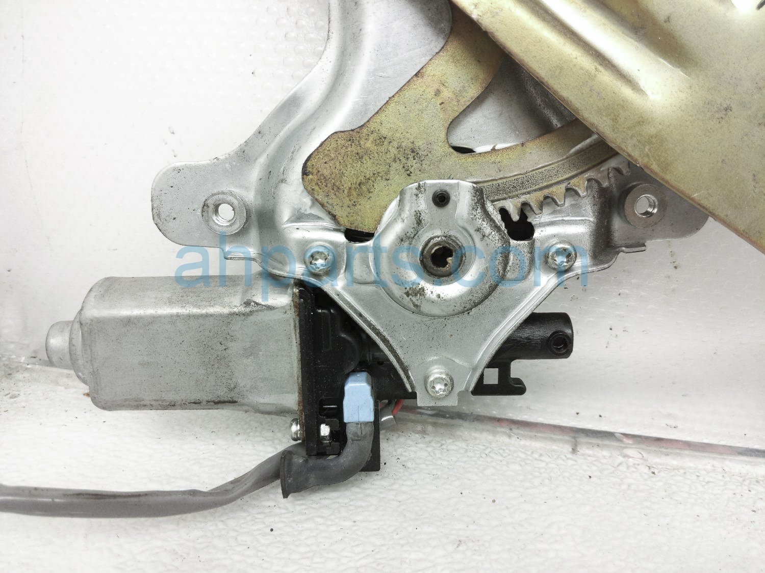 $35 Lexus RR/LH WINDOW REGULATOR & MOTOR