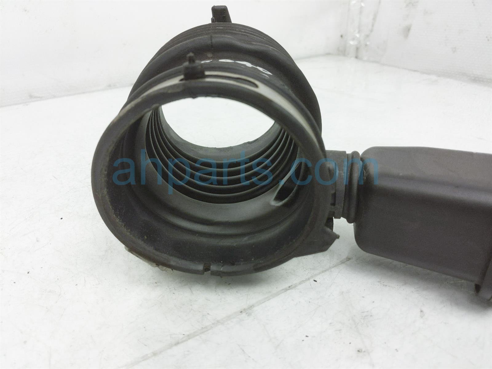 $15 Nissan AIR CLEANER PIPE