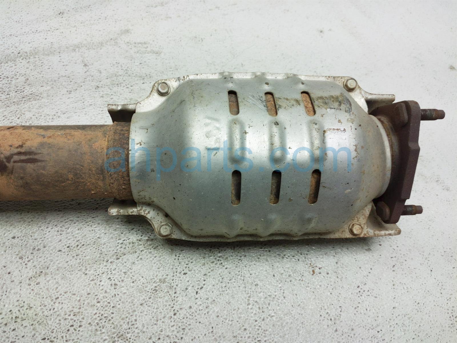 $239 Honda EXHAUST CATALYTIC CONVERTER PIPE