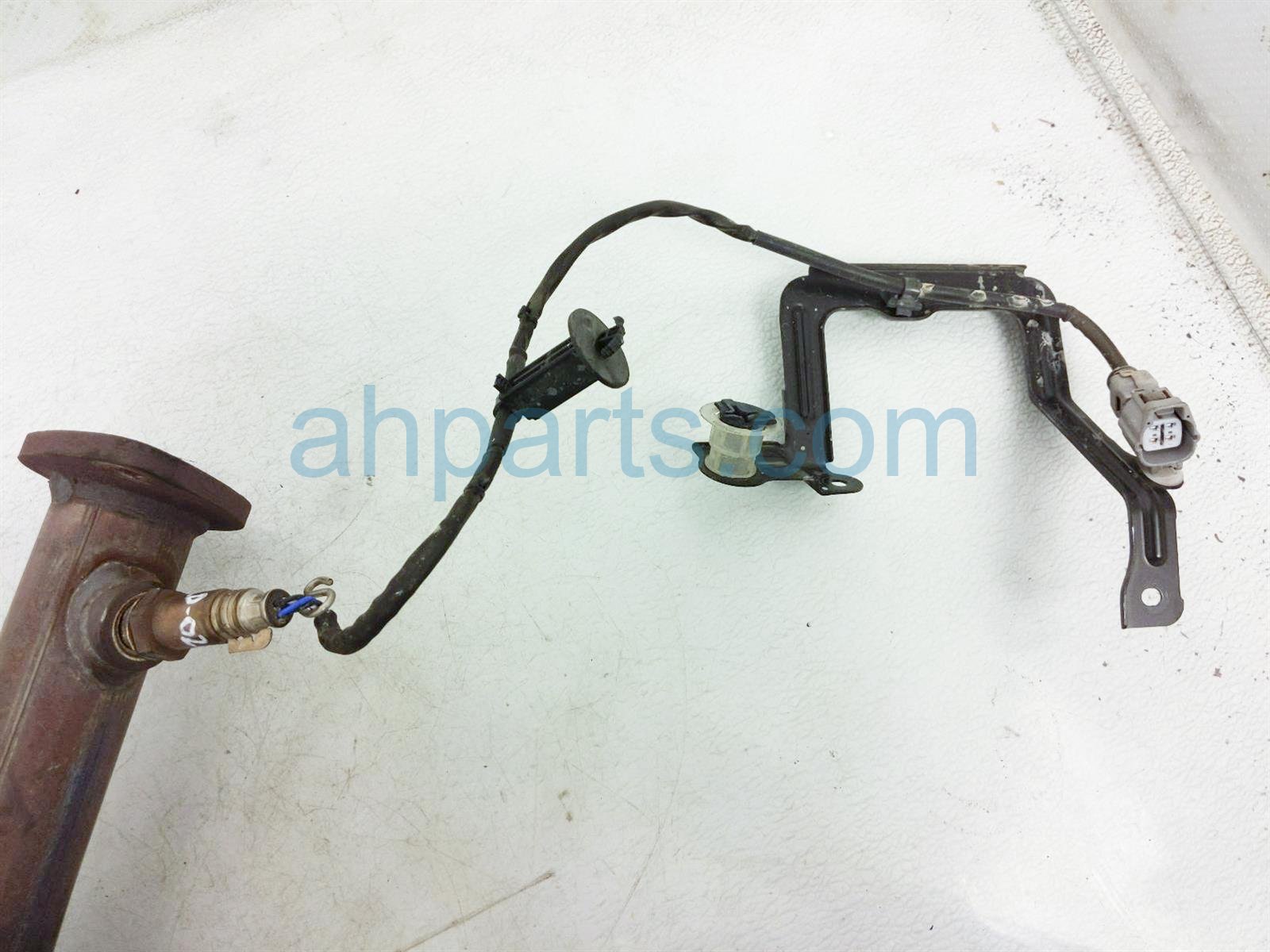 $40 Lexus EXHAUST CROSSPIPE OXYGEN SENSOR