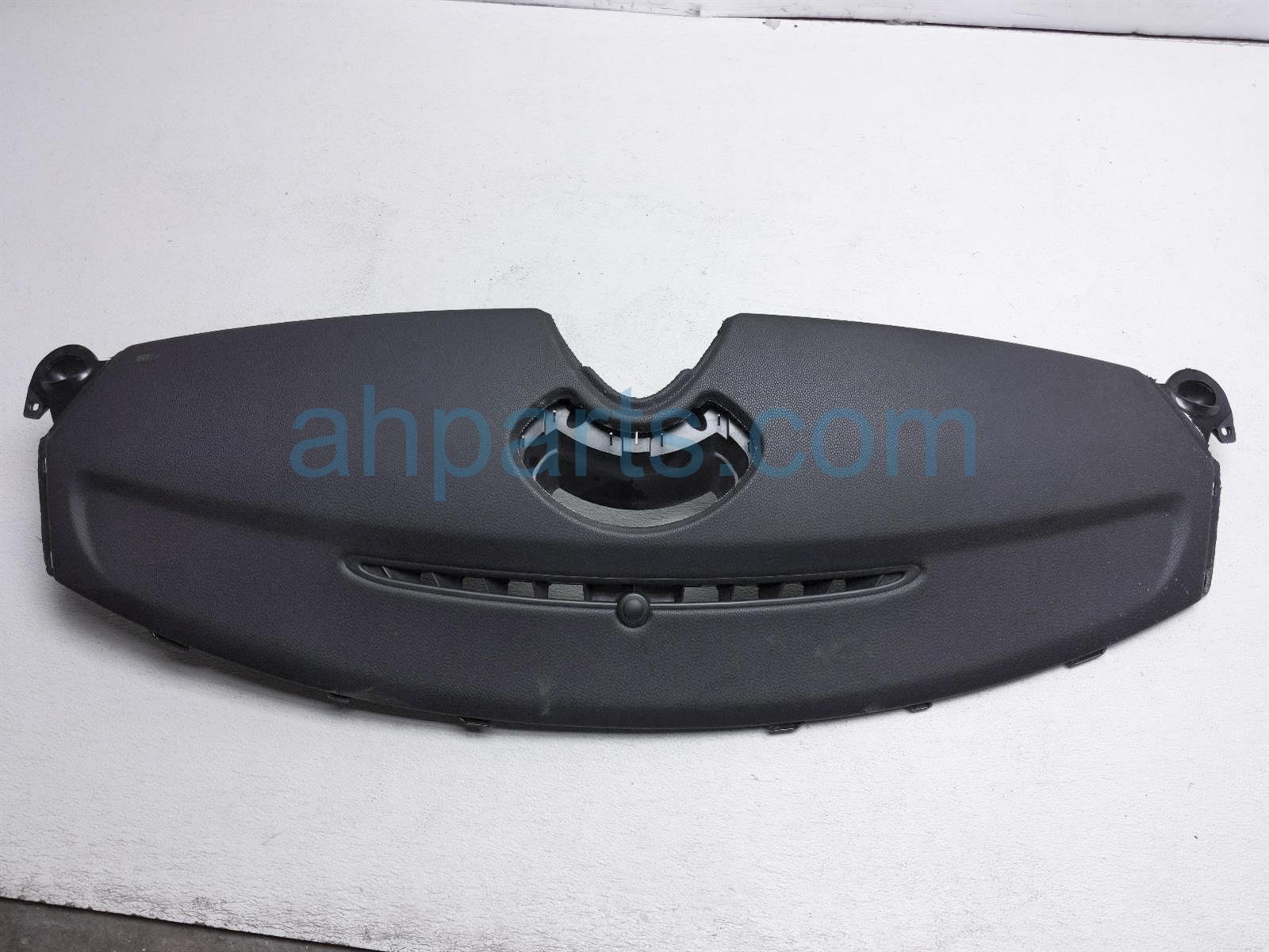 $199 BMW UPPER DASHBOARD PANEL W/ AIRBAG