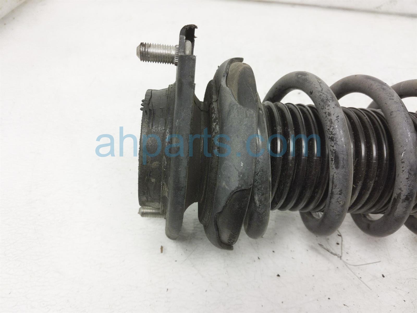 $40 Subaru RR/RH SHOCK STRUT + SPRING