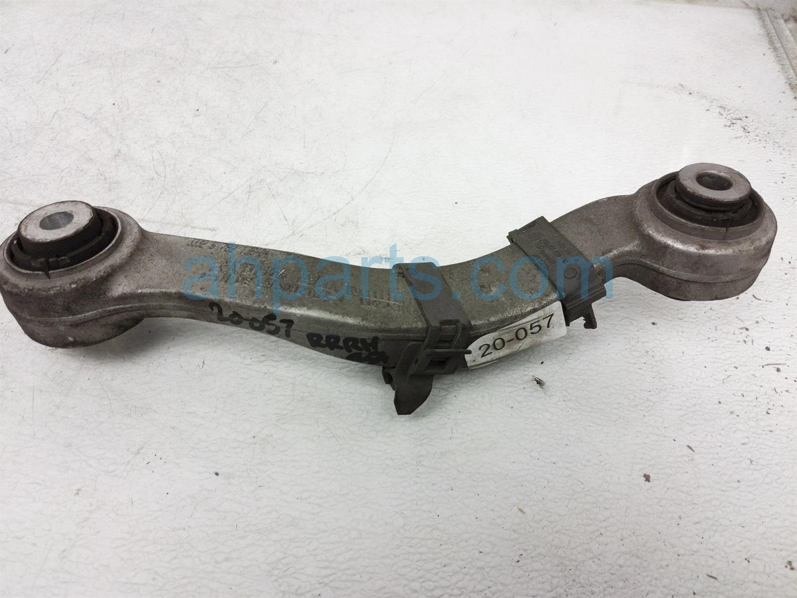 $49 BMW RR/RH UPPER LATERAL CONTROL ARM