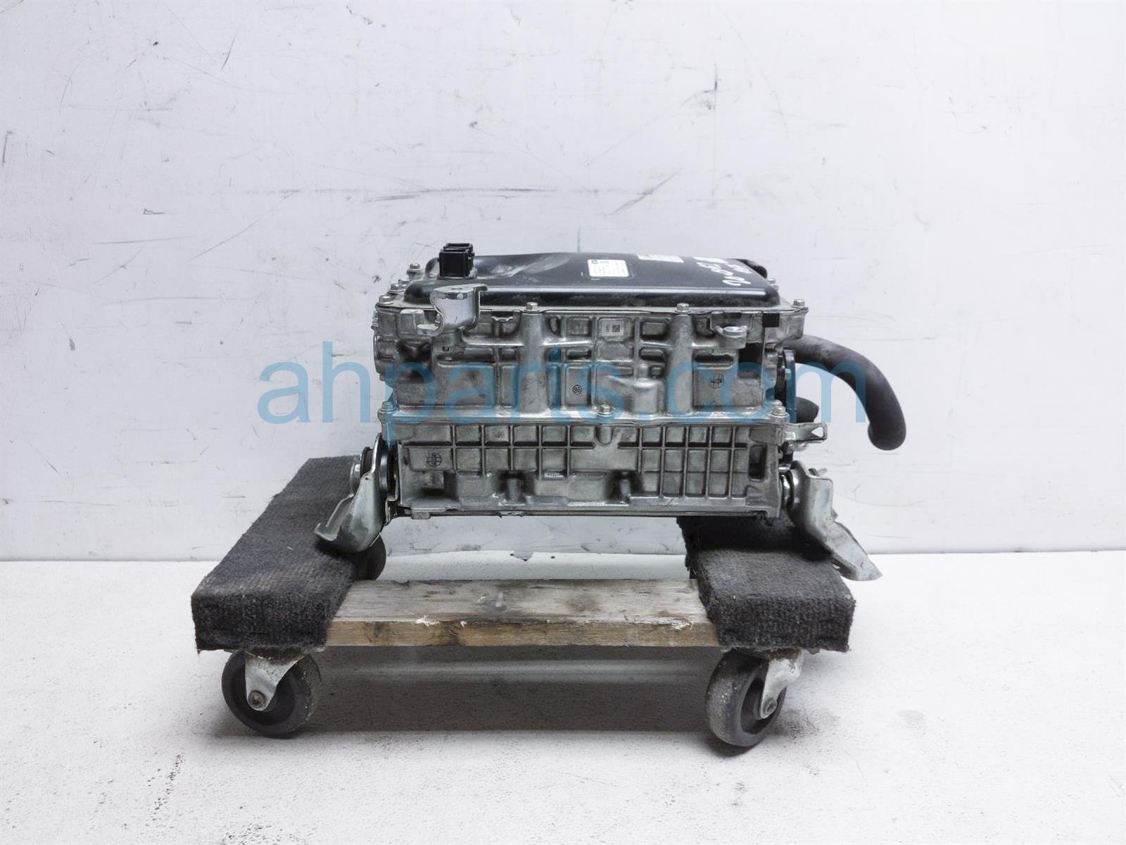 $125 Toyota INVERTER CONVERTER ASSY