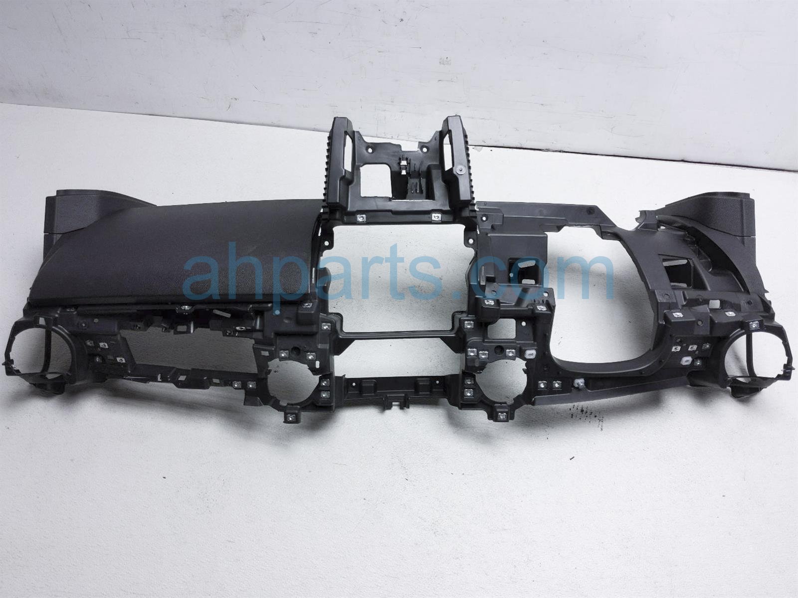 $99 BMW DASHBOARD BASE NO AIR BAG - BLACK