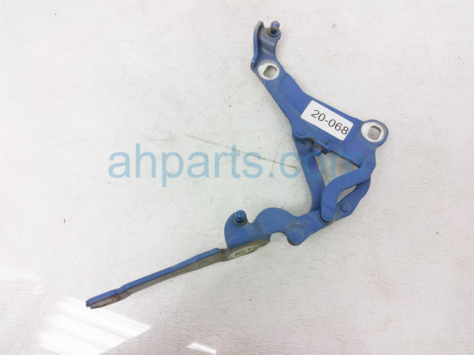 $20 BMW RH HOOD HINGE - CLUBMAN - BLUE