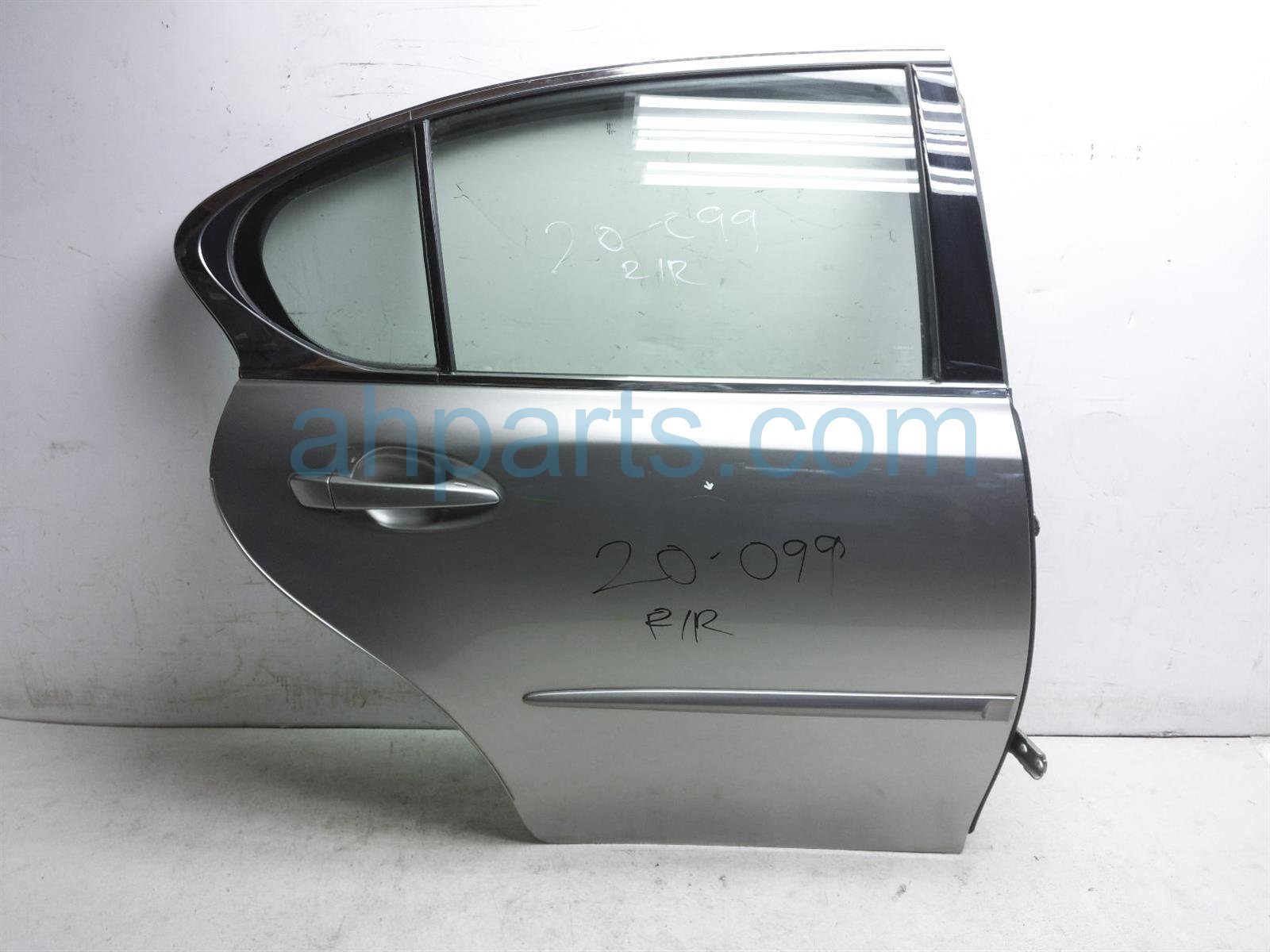 $479 Lexus RR/RH DOOR - SILVER - NO INSIDE TRIM