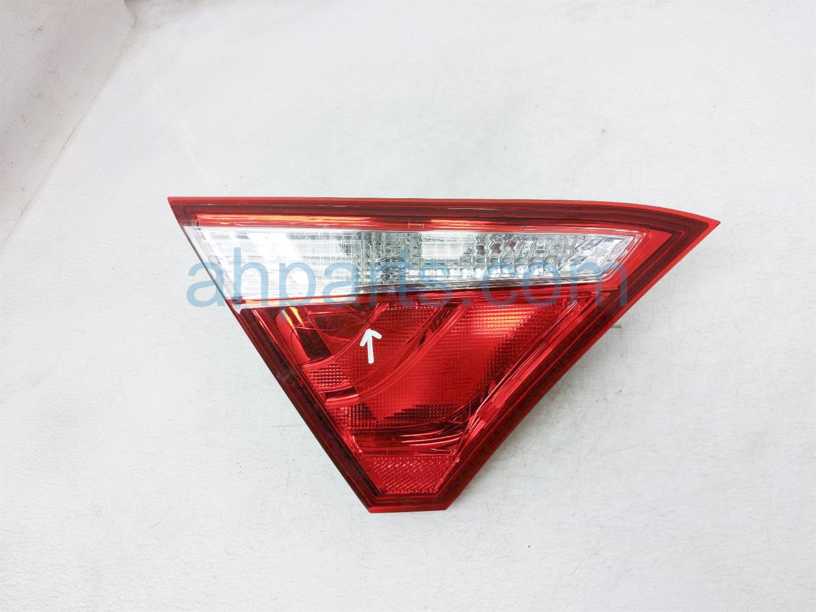 $20 Toyota LH TAIL LIGHT (TAILGATE) NIQ