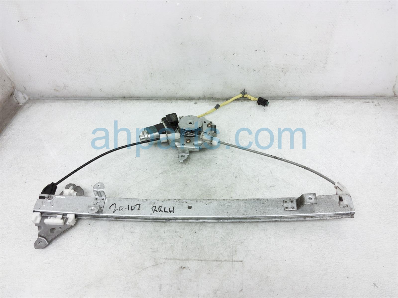 $45 Nissan RR/LH DOOR WINDOW REGULATOR