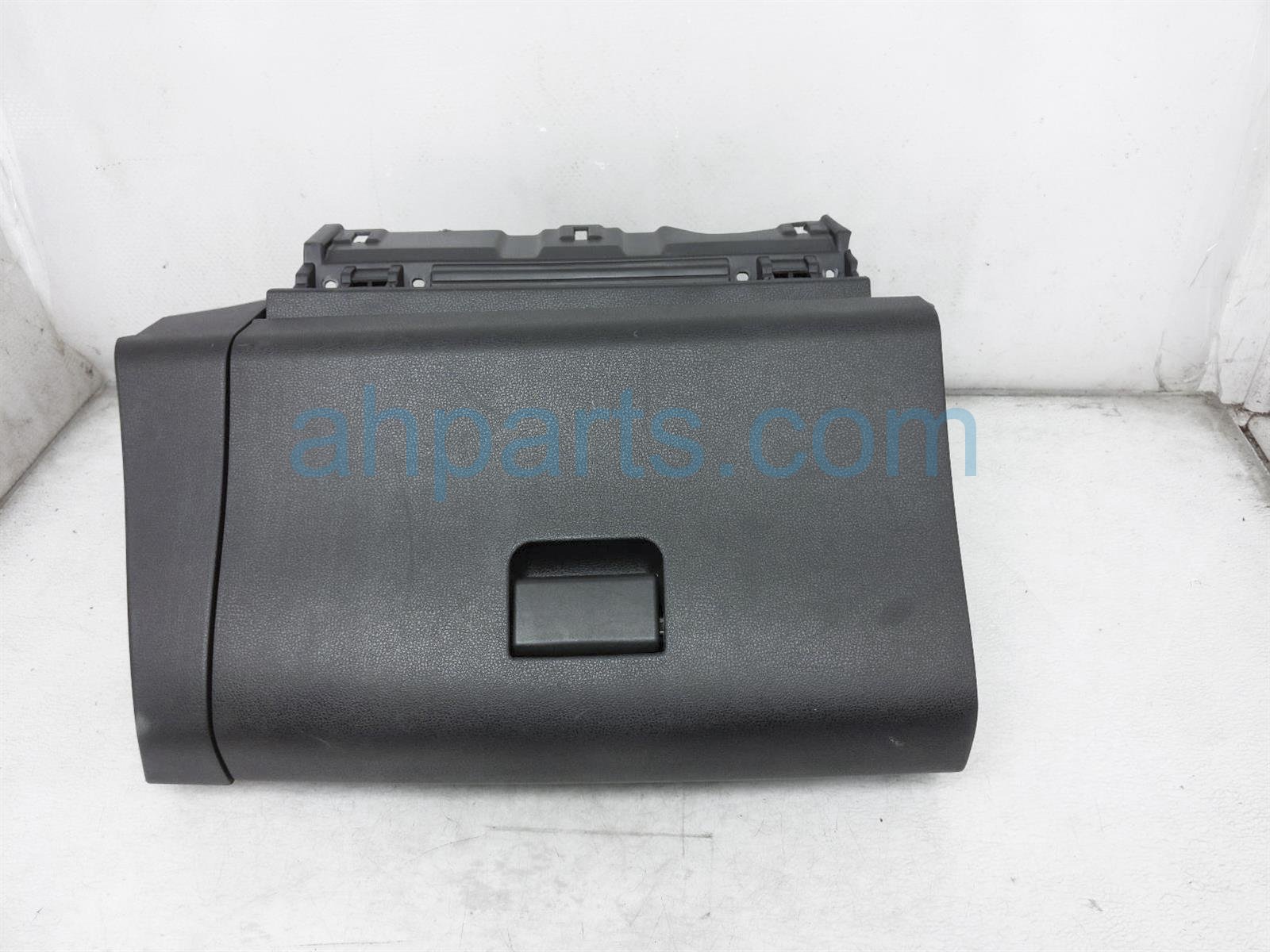 $60 Nissan GLOVE COMPARTMENT BOX - BLACK