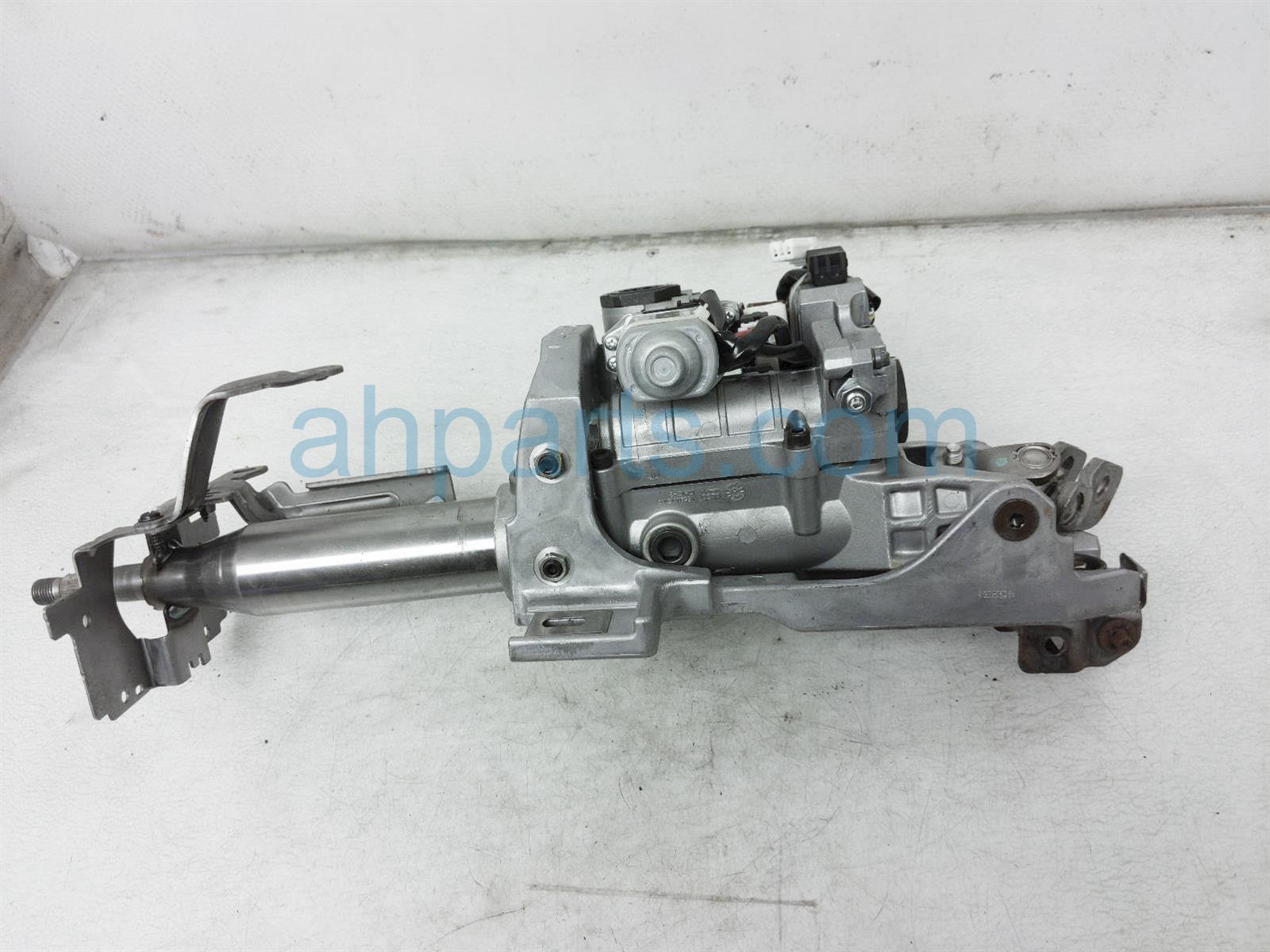 $99 Infiniti STEERING COLUMN