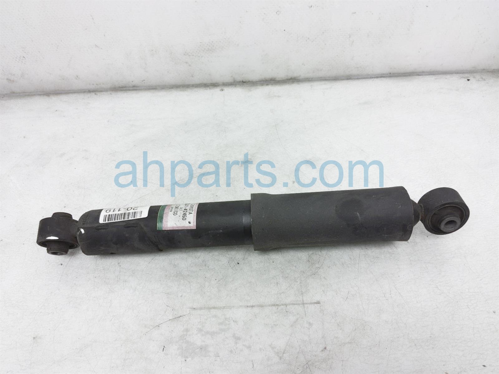 $20 Toyota RR/LH SHOCK STRUT