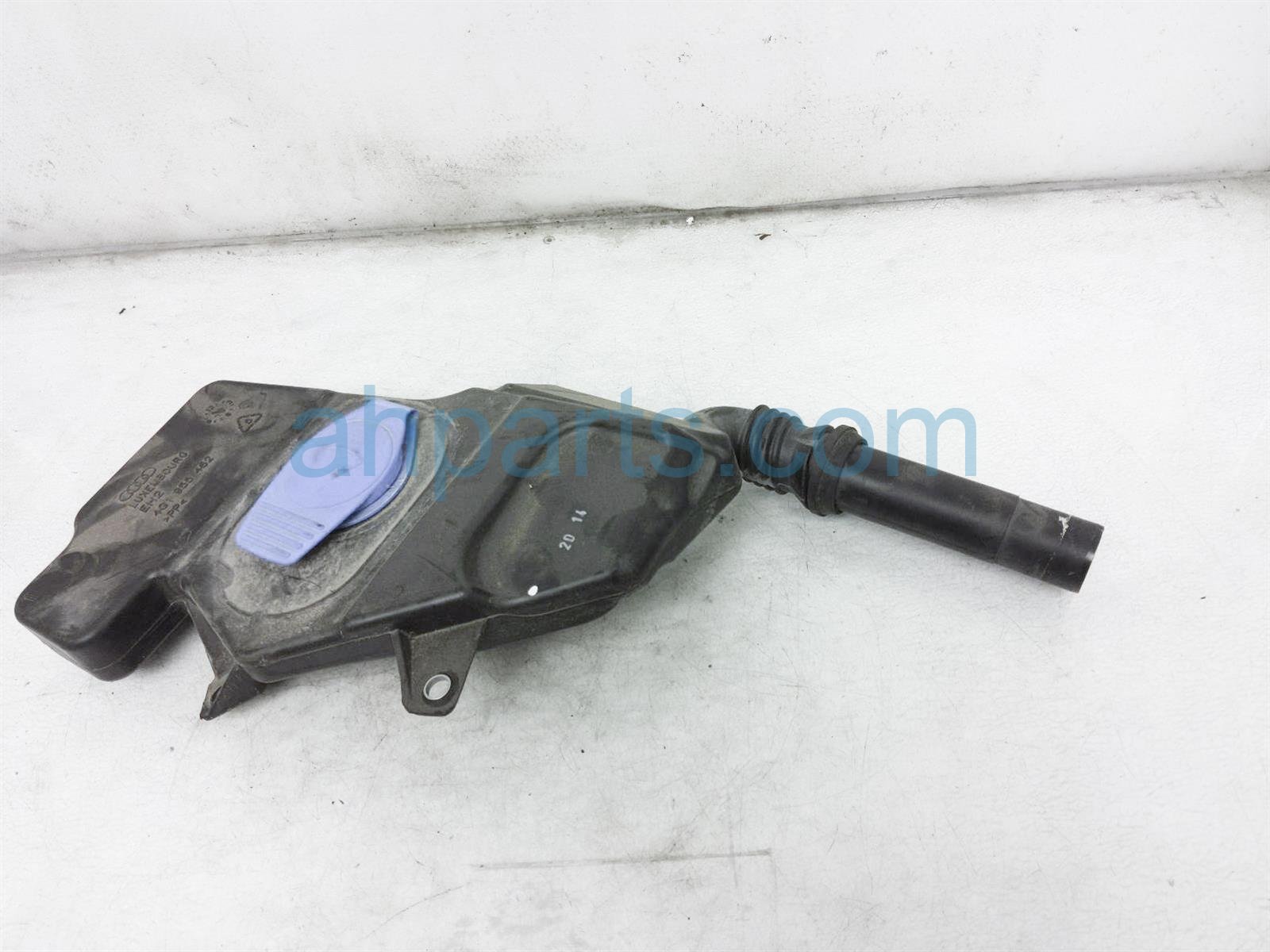 $40 Audi WINDSHIELD WASHER TANK FILLER NECK