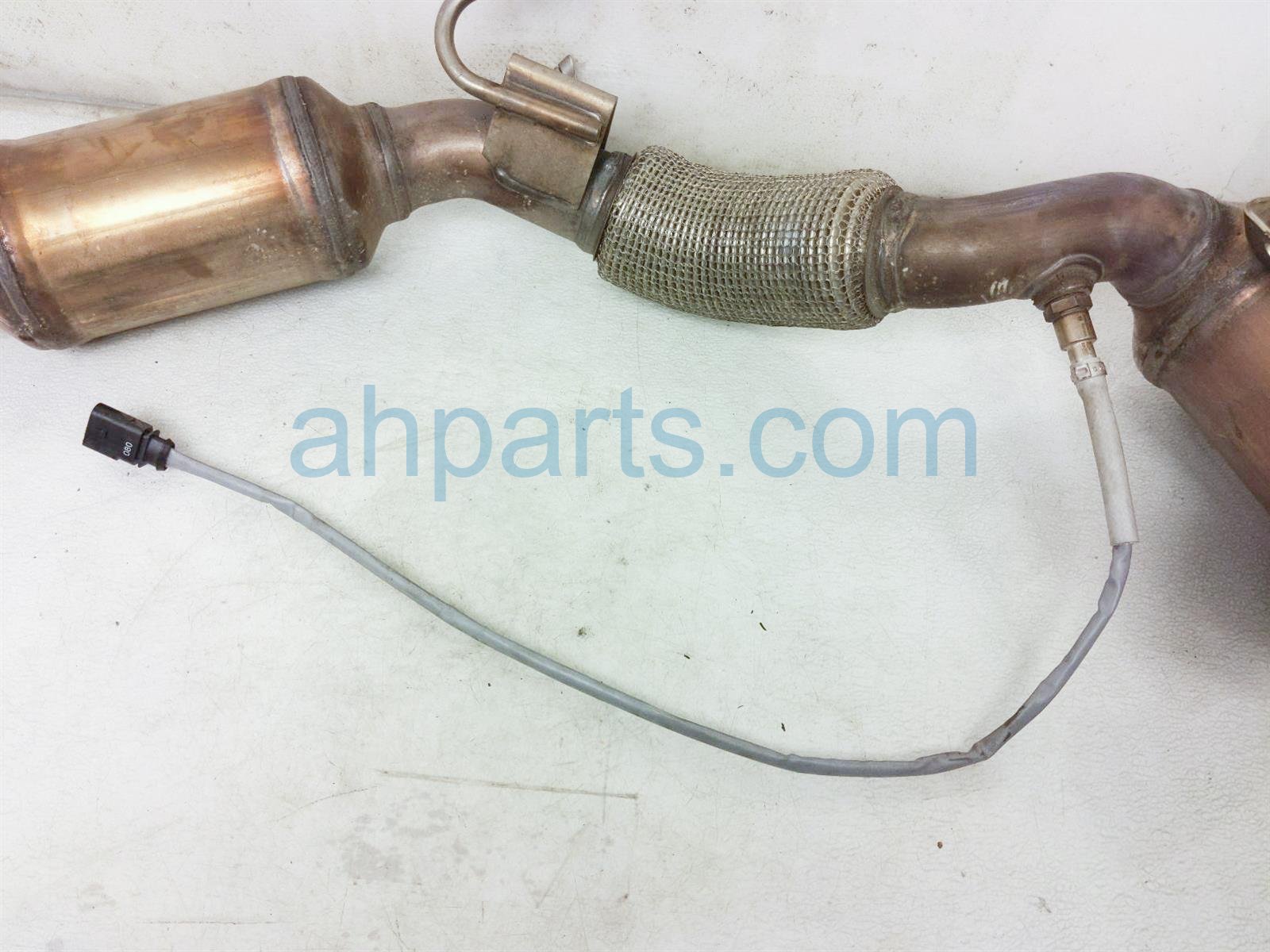 $30 Volkswagen CONVERTER OXYGEN SENSOR