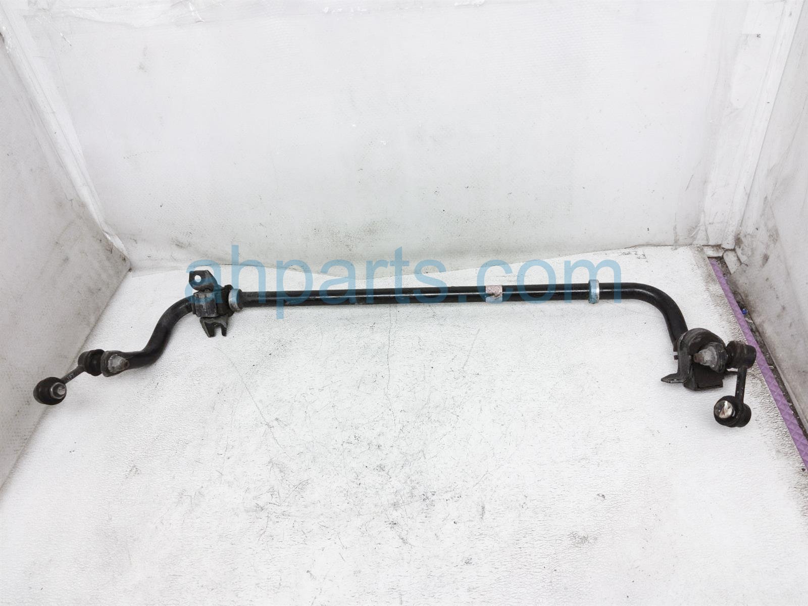 $50 Nissan REAR STABILIZER / SWAY BAR