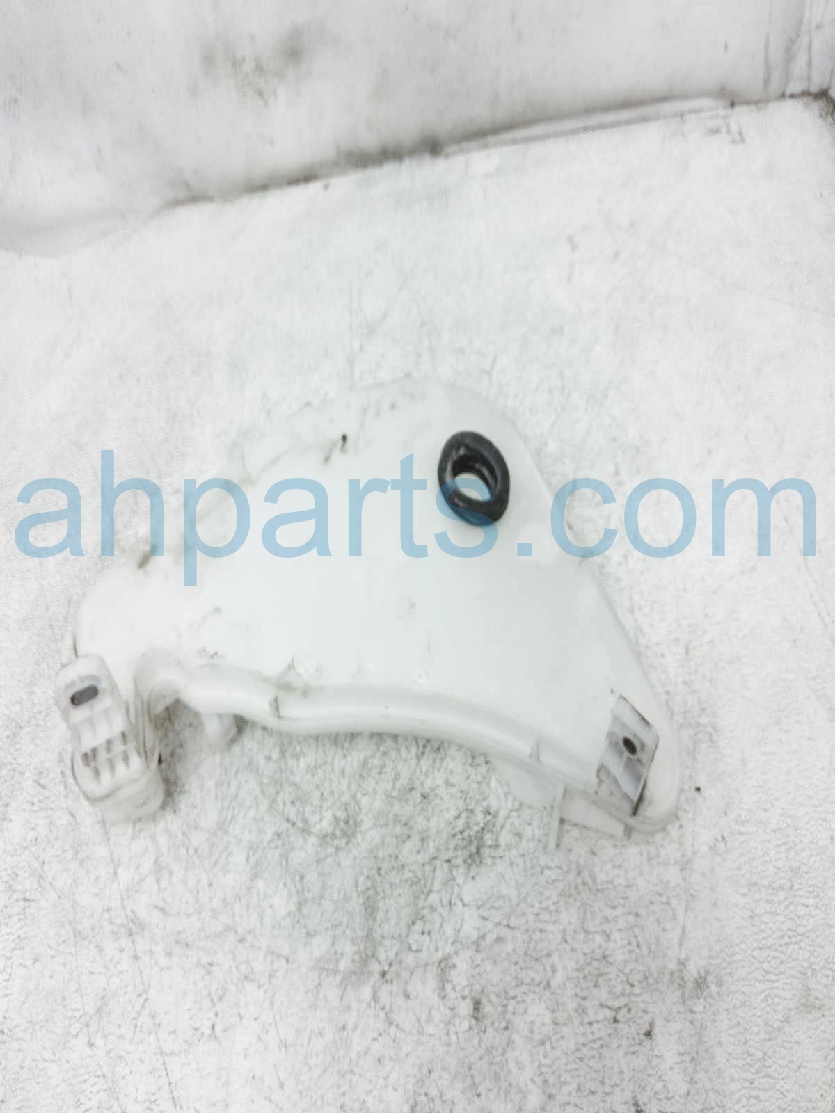 $40 Audi WASHER RESIVOIR NO PUMP