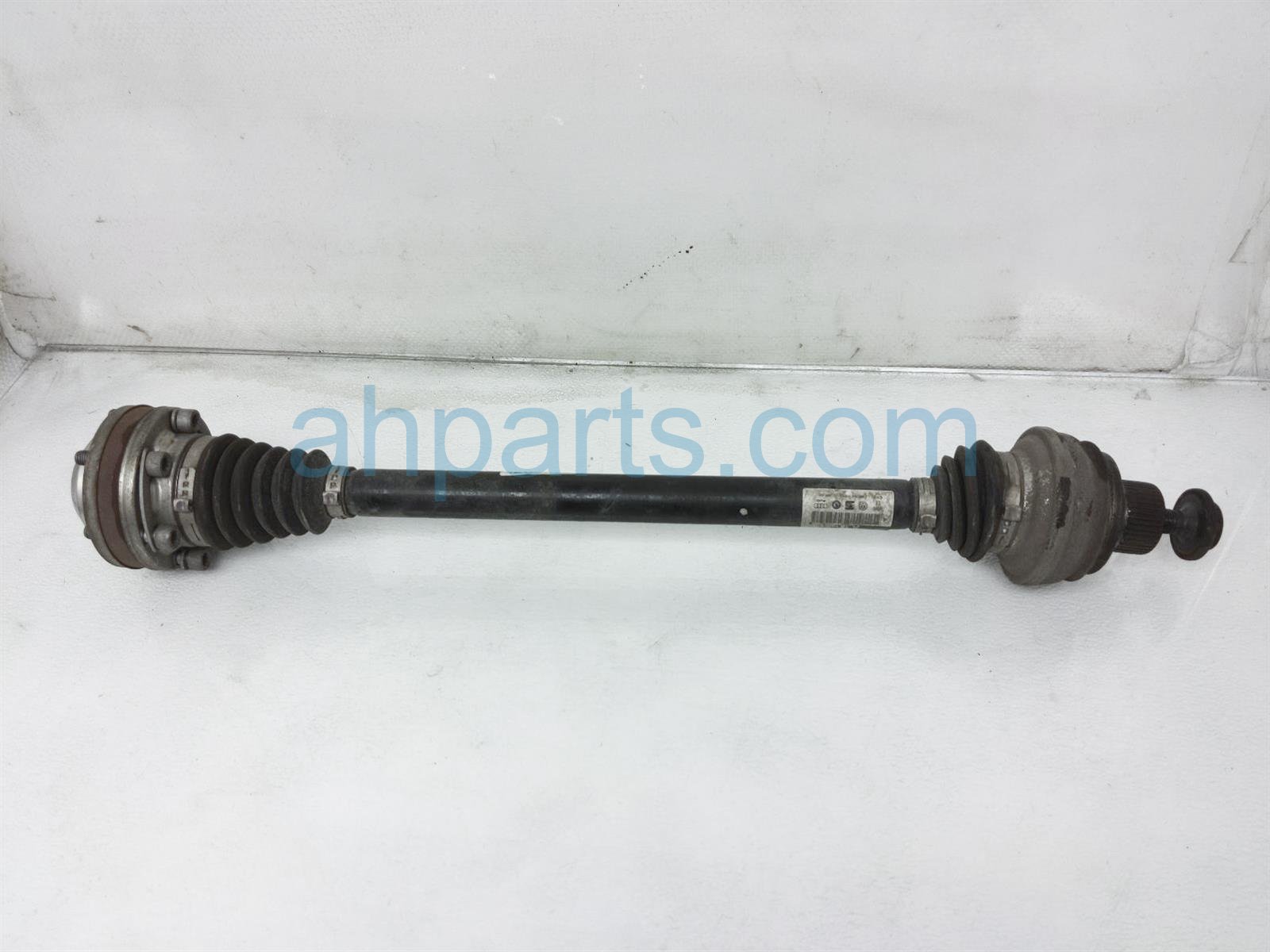 $50 Audi RR/RH AXLE DRIVE SHAFT