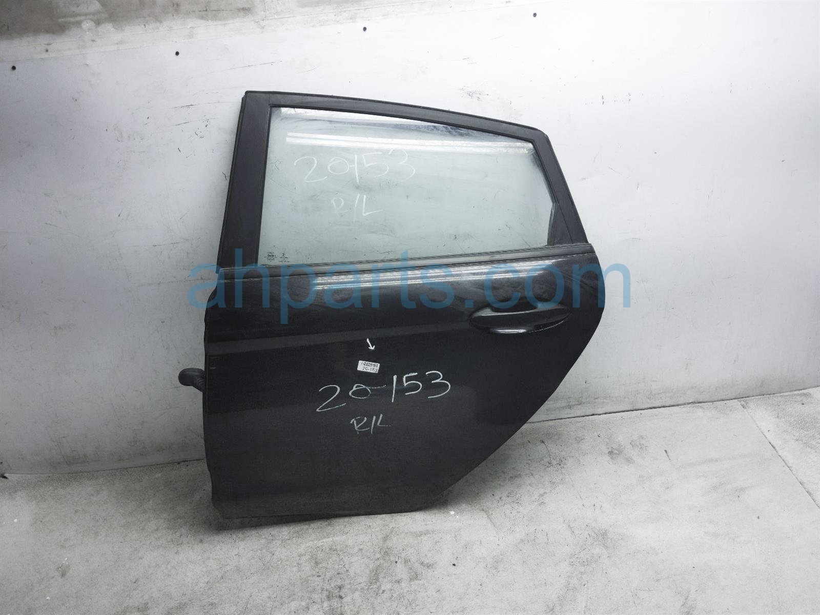 $119 Ford RR/LH DOOR - BLACK - NO INSIDE TRIM