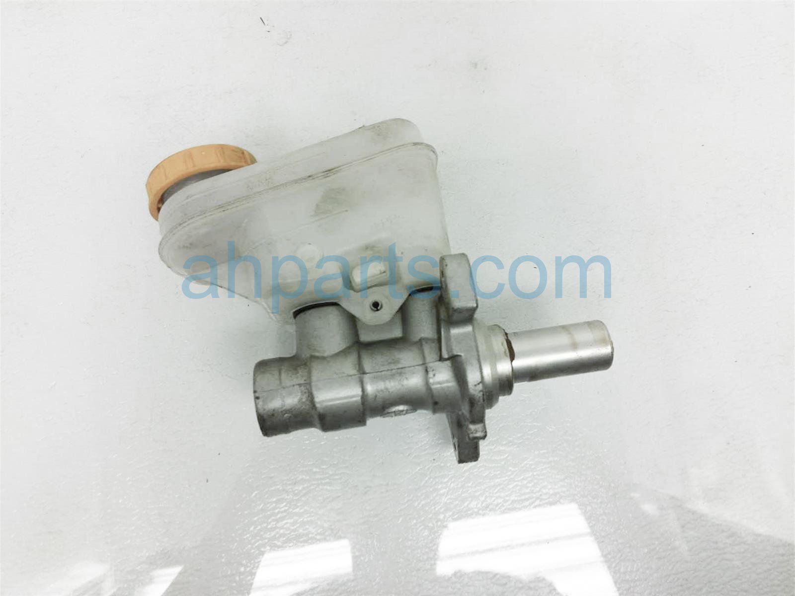 $49 Subaru BRAKE MASTER CYLINDER