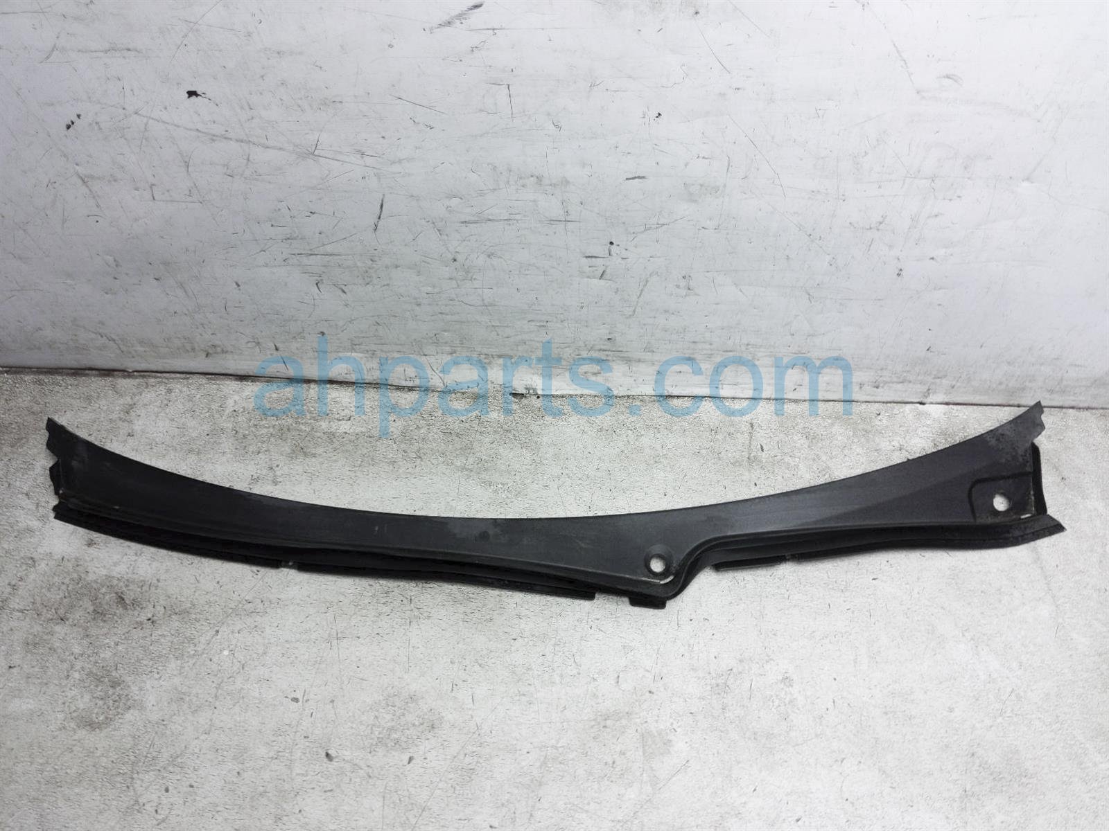 $39 Audi UPPER COWL DEFLECTOR