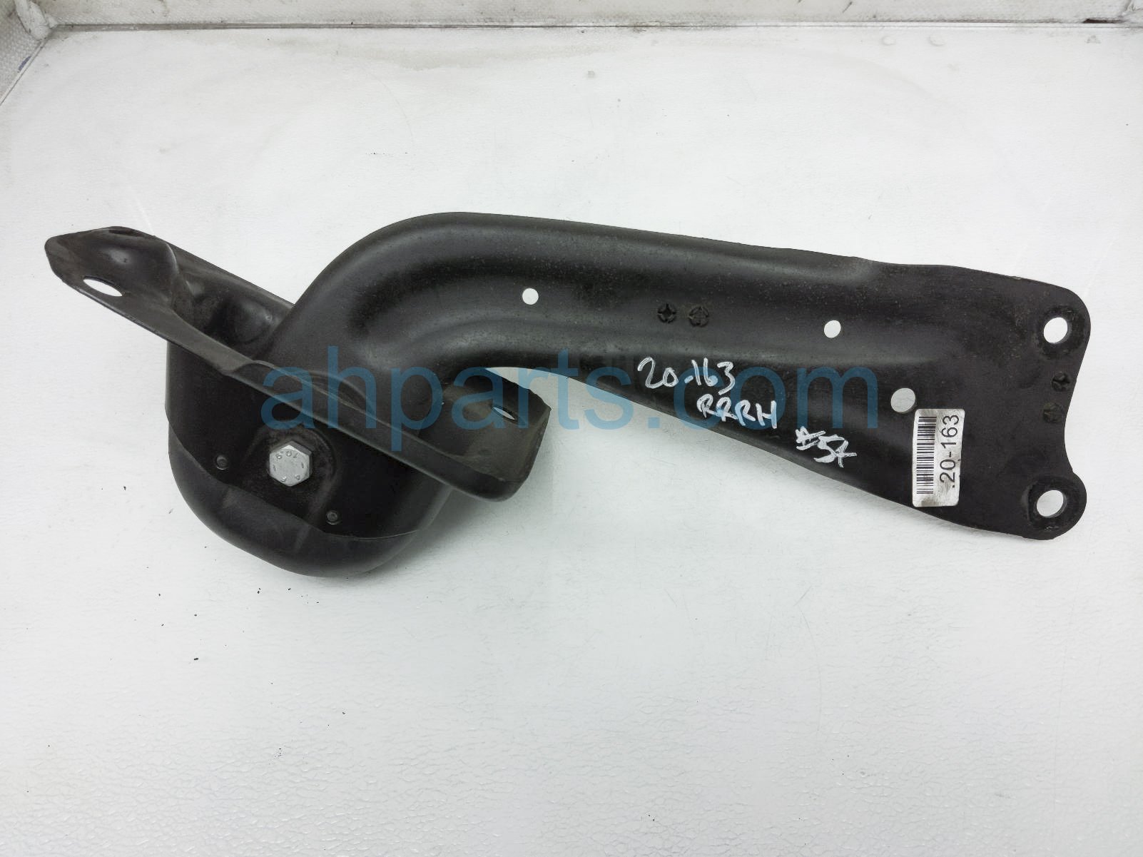 $74 Audi RR/RH TRAILING CONTROL ARM