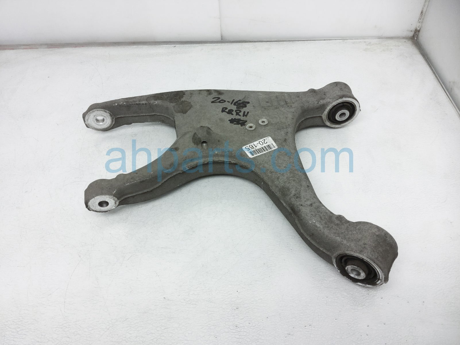 $75 Audi RR/RH LOWER CONTROL A-ARM