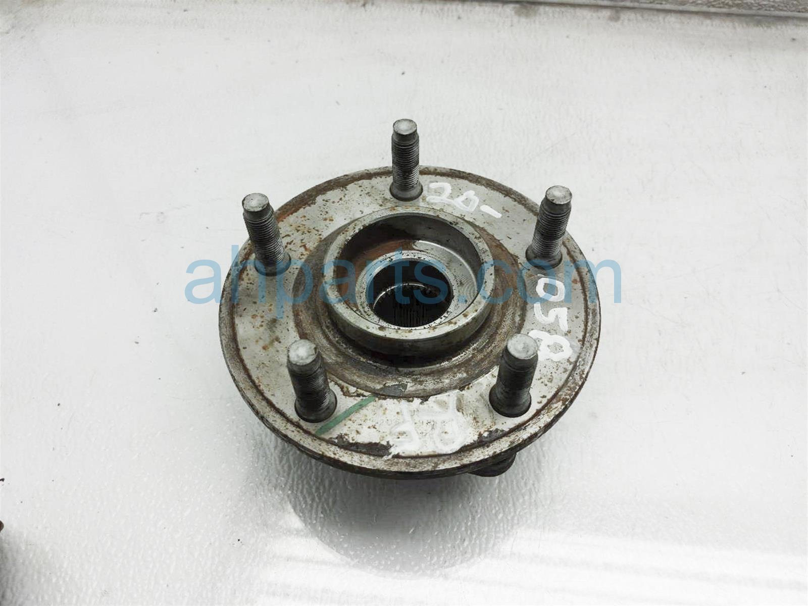 $40 Jeep FR/RH WHEEL HUB & BEARING