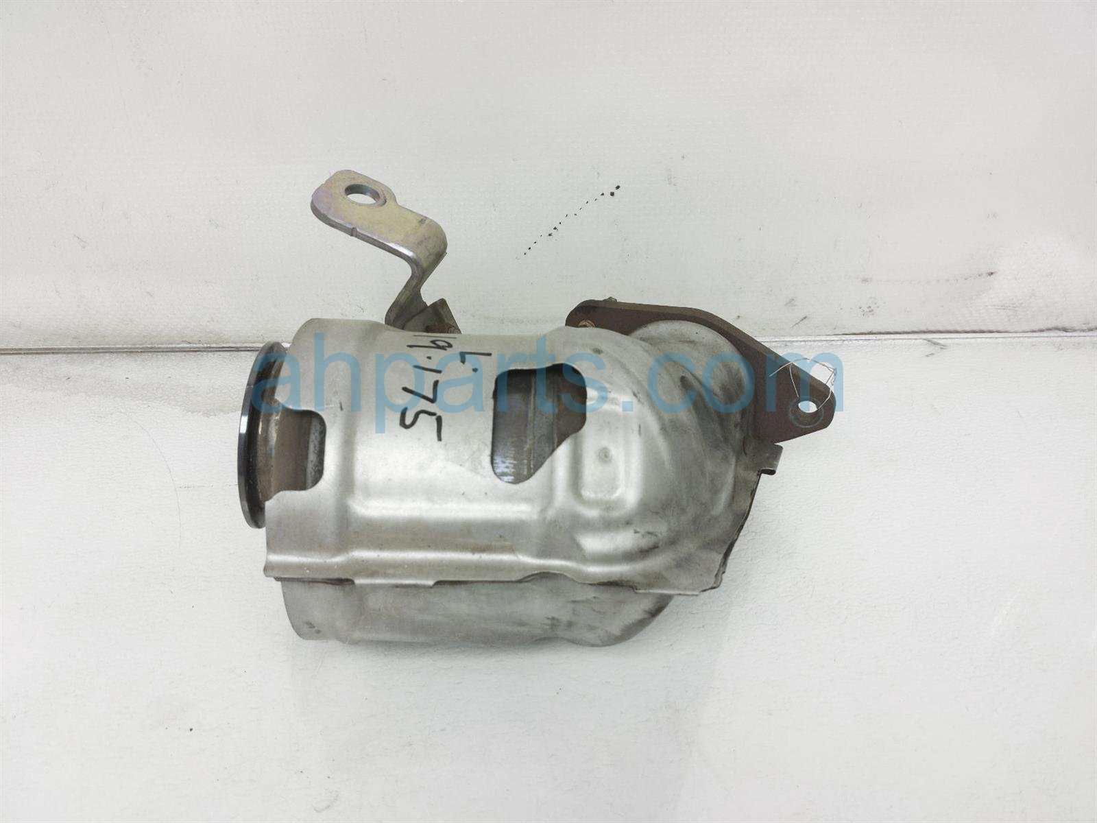 $149 Infiniti LH FORWARD CATALYTIC CONVERTER