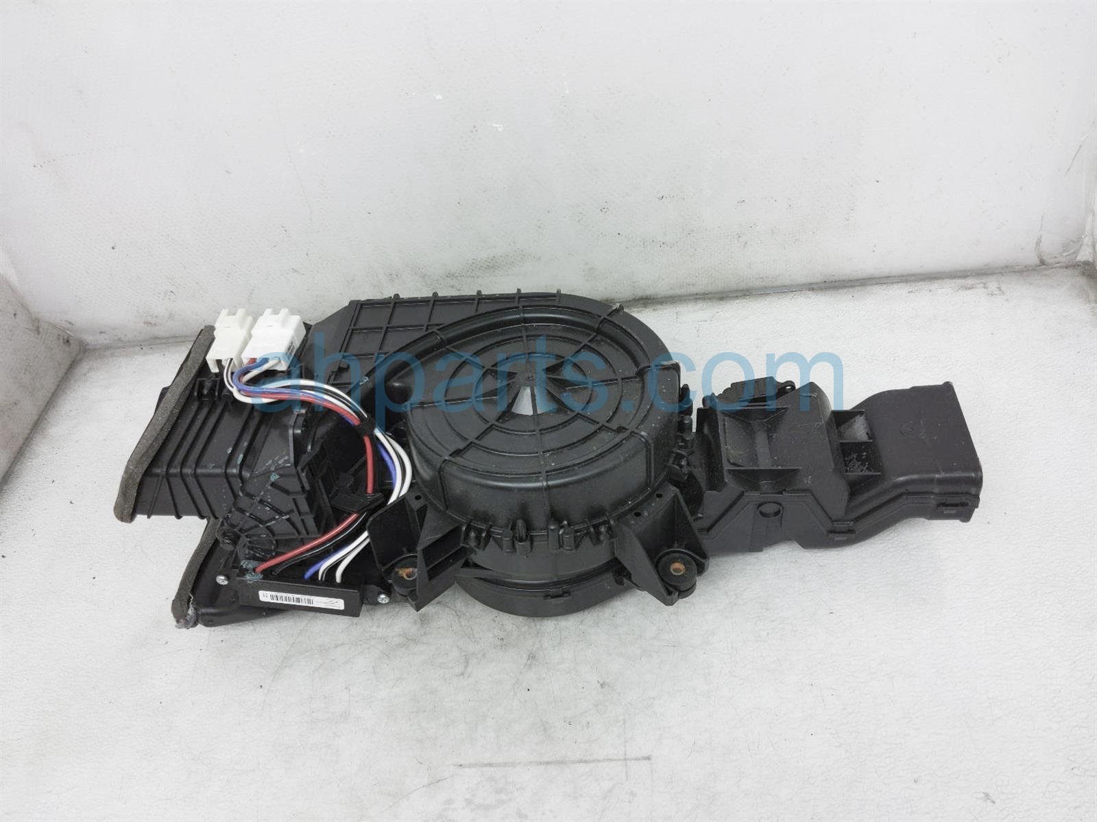 $95 Infiniti CENTER CONSOLE BLOWER ASSEMBLY