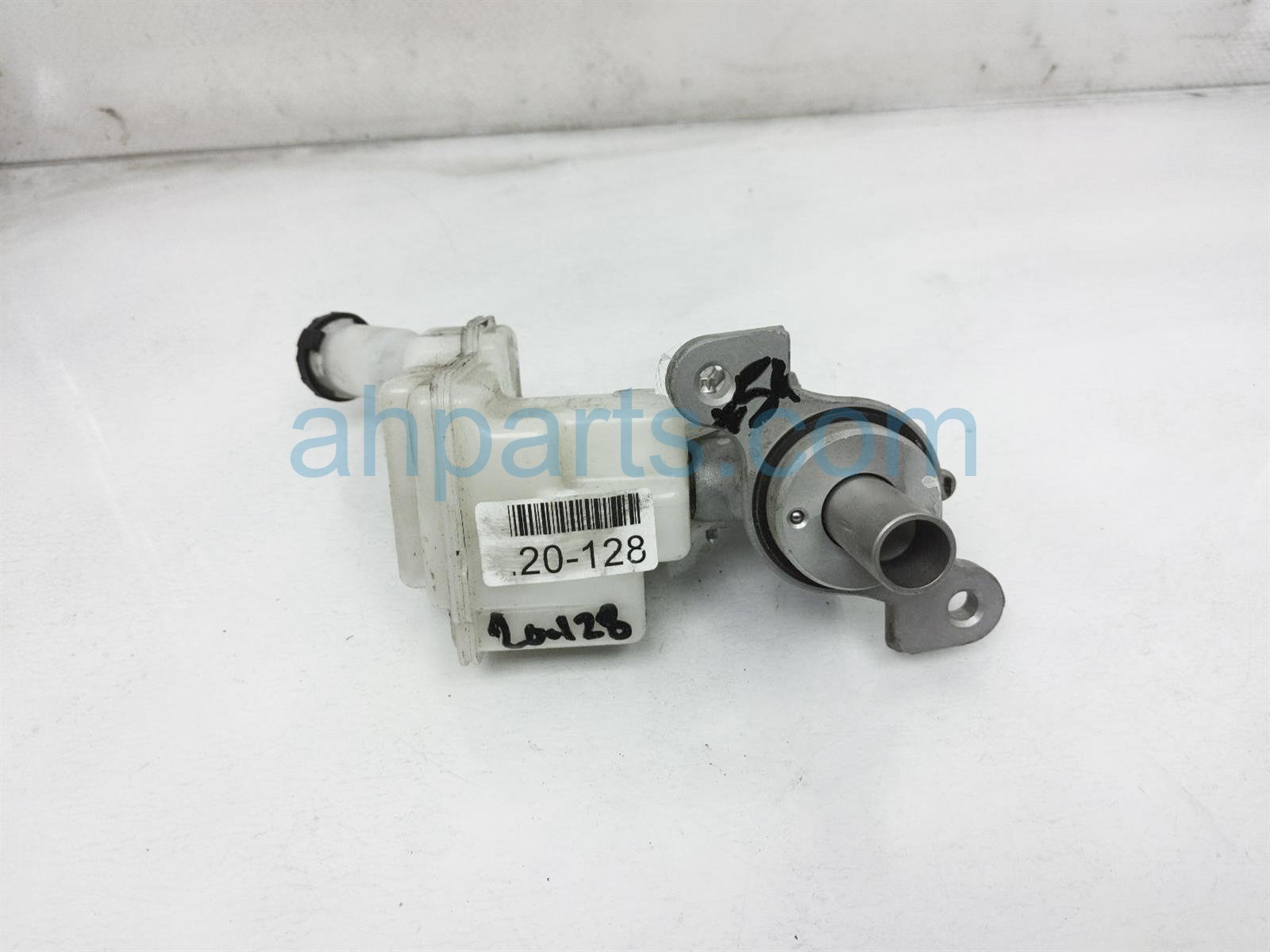 $45 Nissan BRAKE MASTER CYLINDER