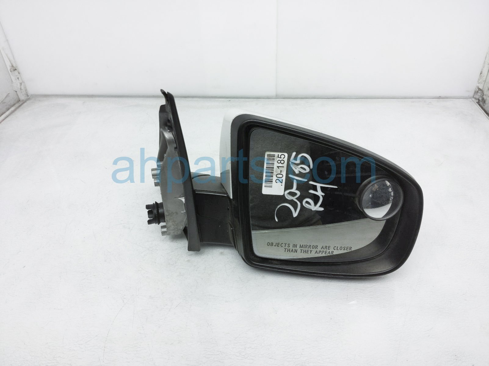 $149 BMW RH SIDE VIEW MIRROR - WHITE