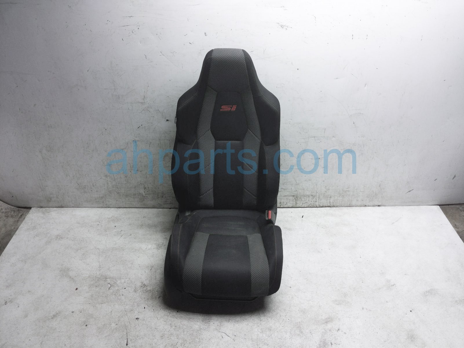 $150 Honda FR/RH SEAT - BLACK - W/O AIRBAG