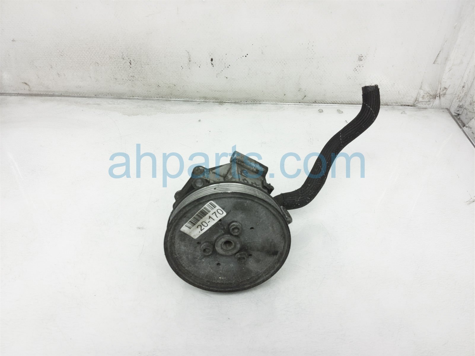 $75 Audi POWER STEERING PUMP