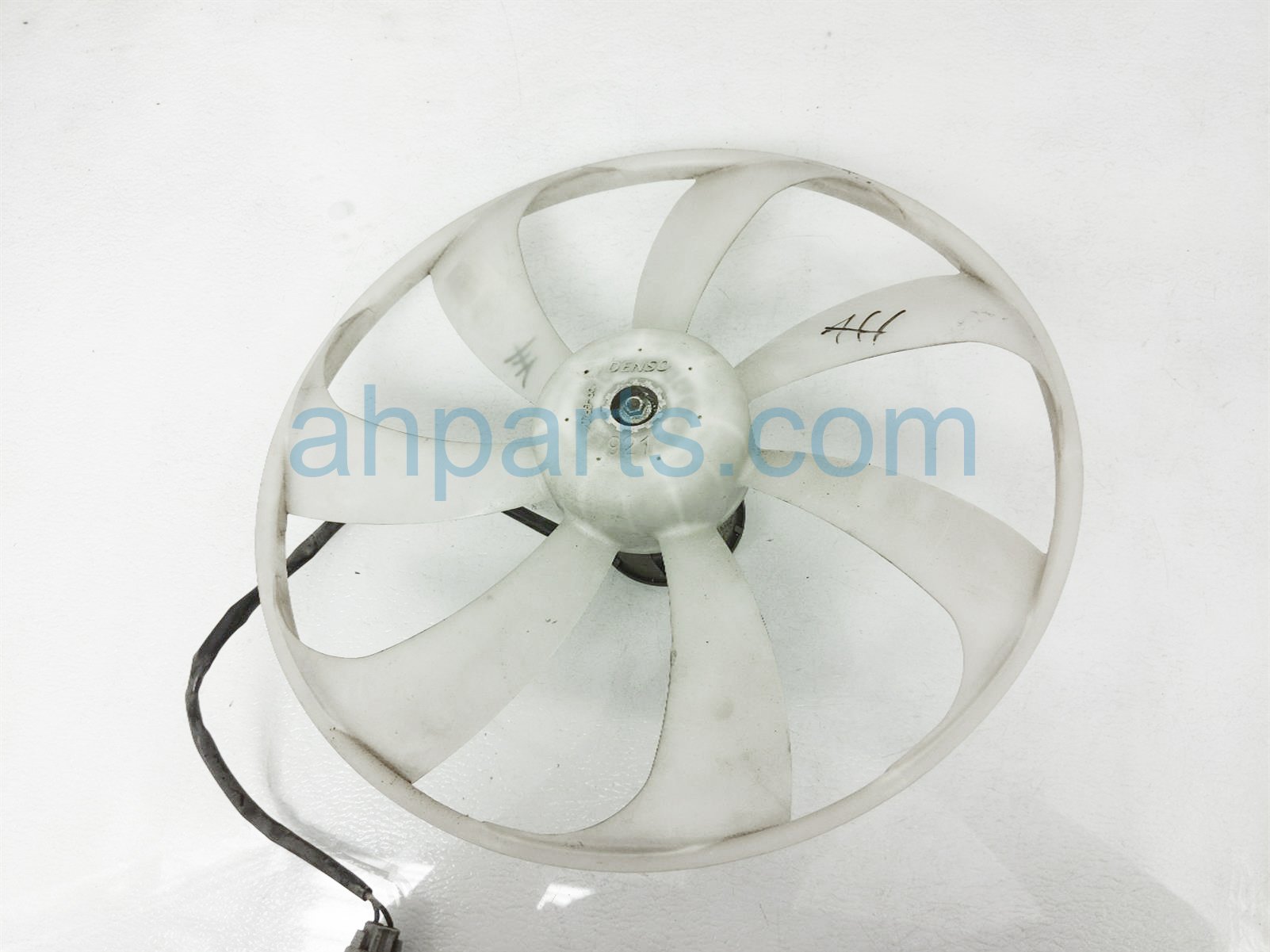 $75 Lexus RH RADIATOR FAN