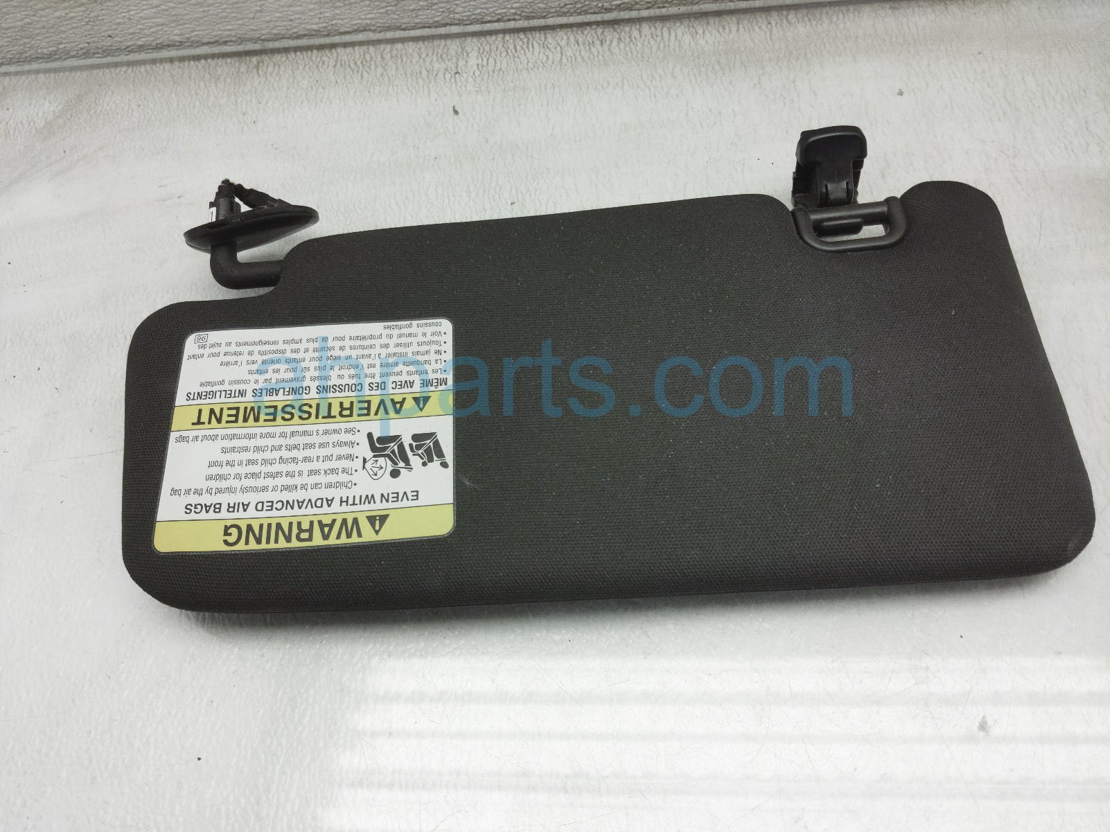 $34 Subaru RH SUN VISOR - BLACK