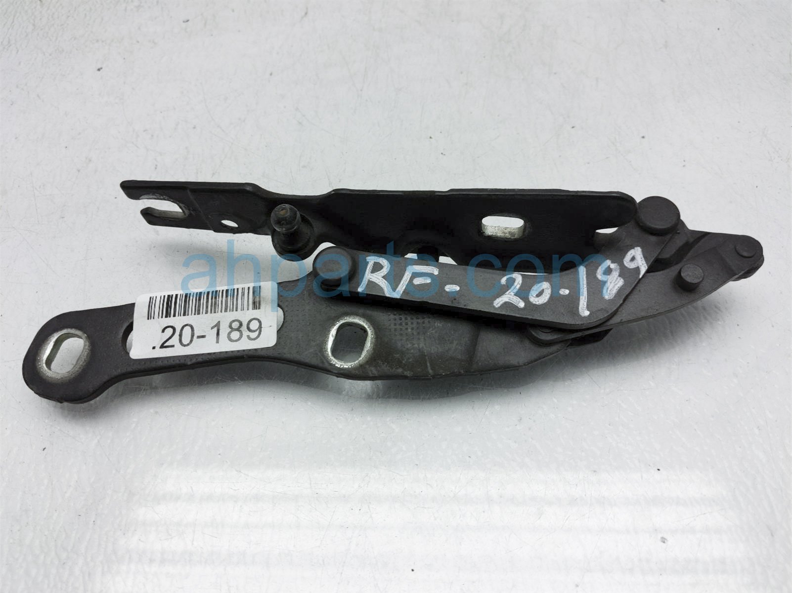 $20 BMW RH HOOD HINGE