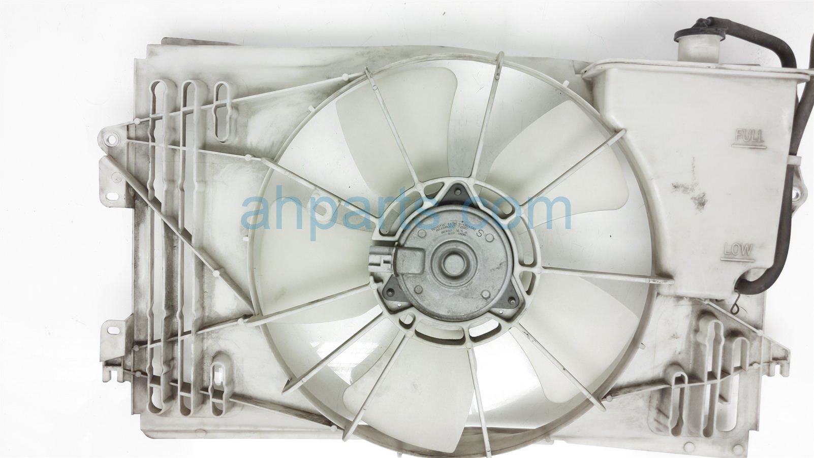 $60 Toyota RADIATOR FAN ASSEMBLY