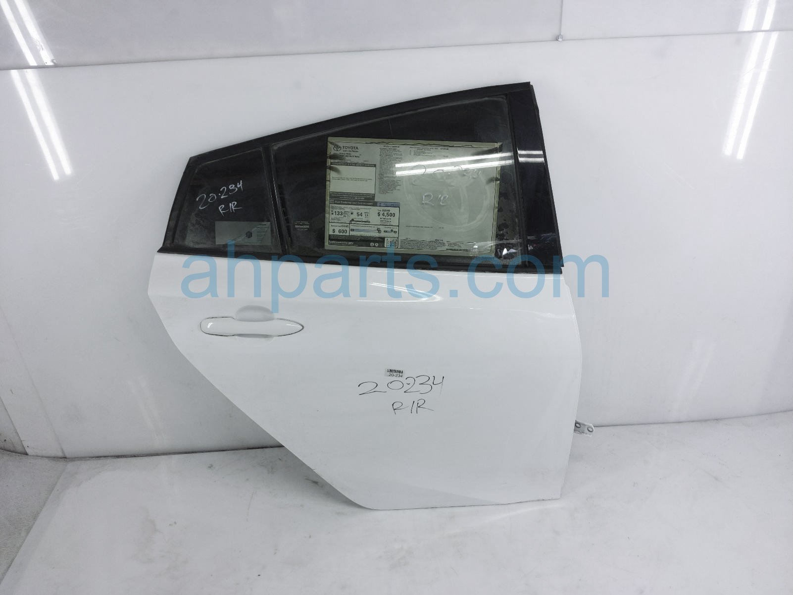 $450 Toyota RR/RH DOOR - WHITE - NO INSIDE TRIM