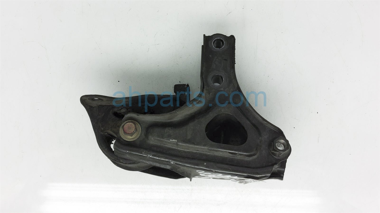 $45 Honda REAR ENGINE MOUNT + BRACKET