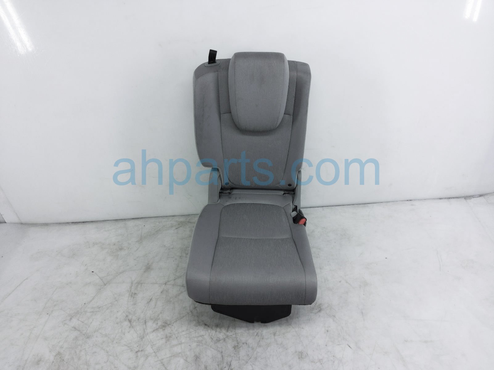 $175 Honda 3RD ROW RH SEAT - GREY