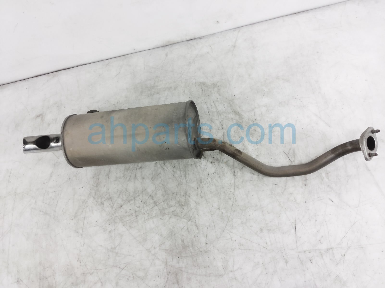 $90 Nissan EXHAUST MUFFLER ASSY