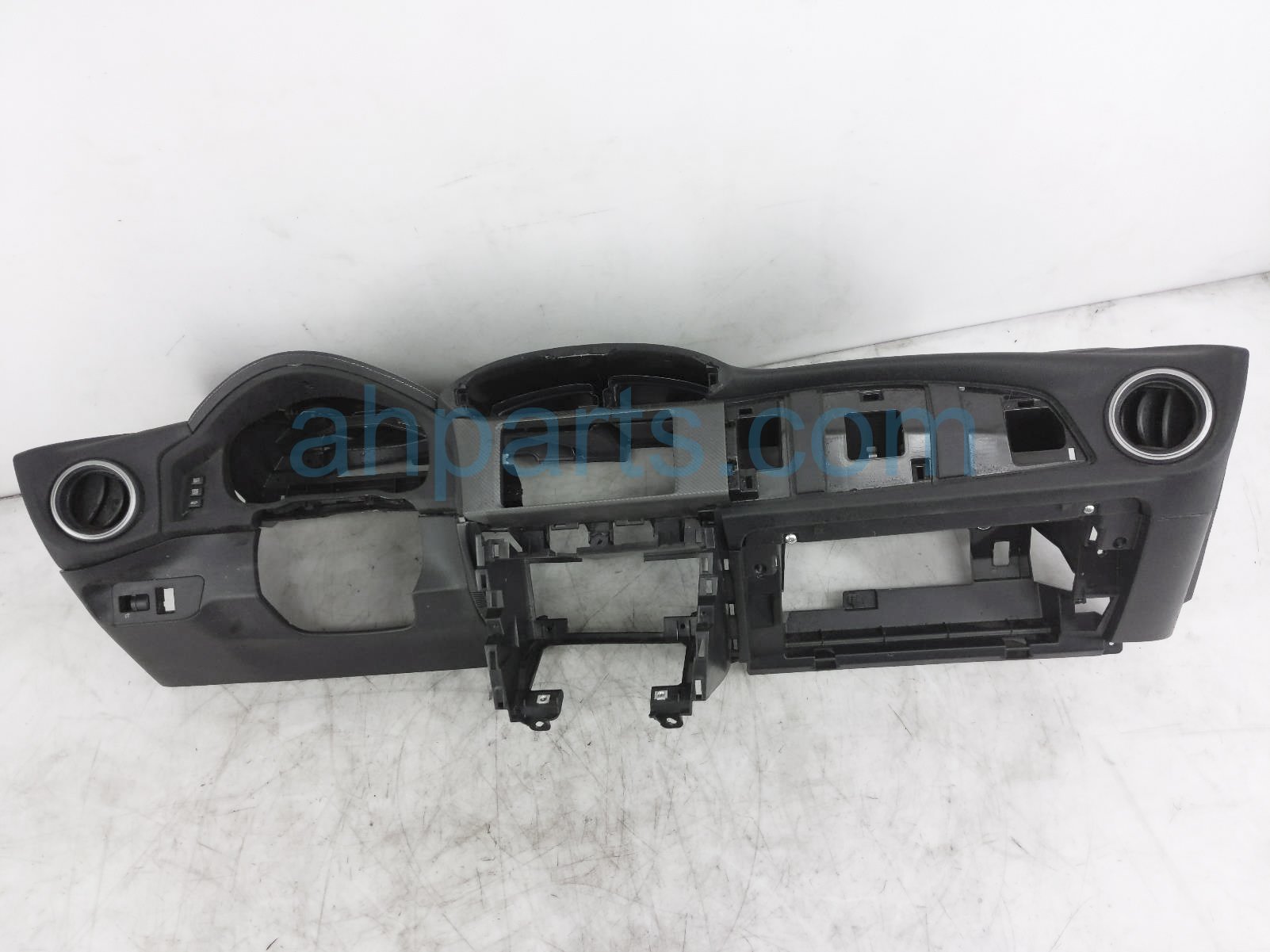 $250 Toyota DASH INSTRUMENT PANEL W/ AIRBAG