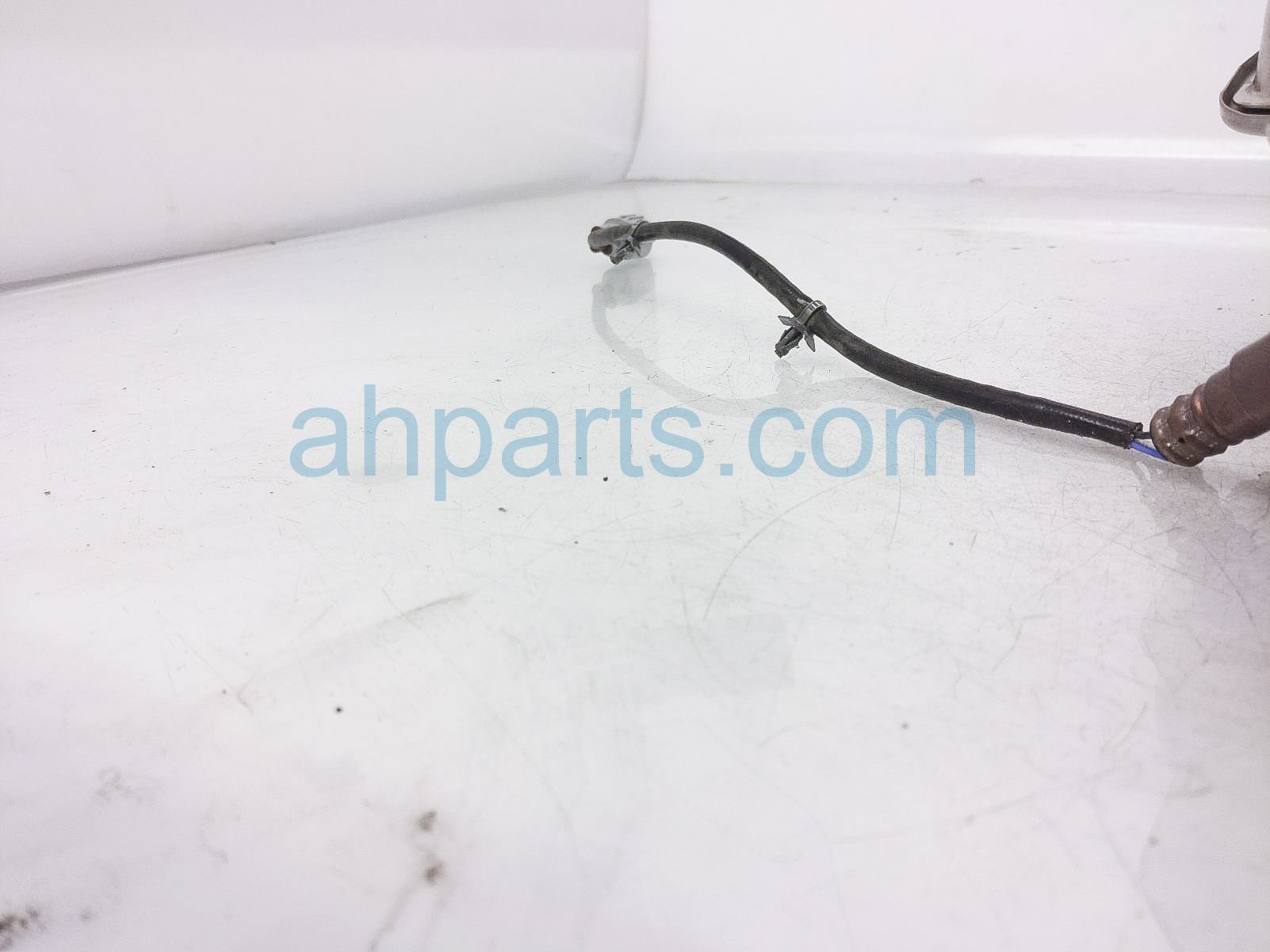 $40 Toyota REAR LOWER OXYGEN SENSOR