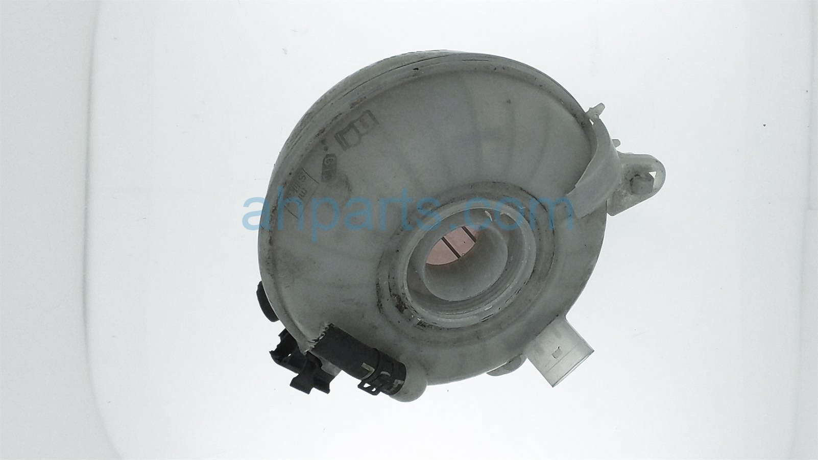 $18 Volkswagen COOLANT OVERFLOW TANK - MISSING CAP