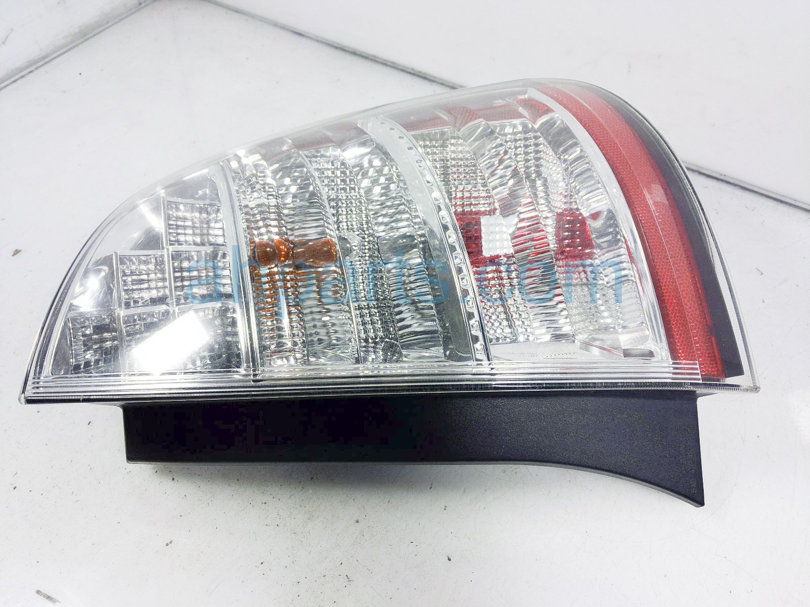 $55 Toyota RH TAIL LAMP (ON BODY) ***