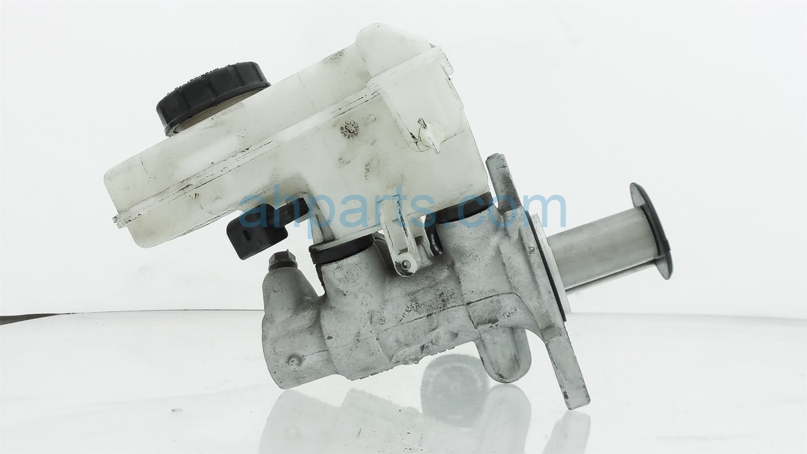 $45 Volkswagen BRAKE MASTER CYLINDER - 1.8L AT FWD