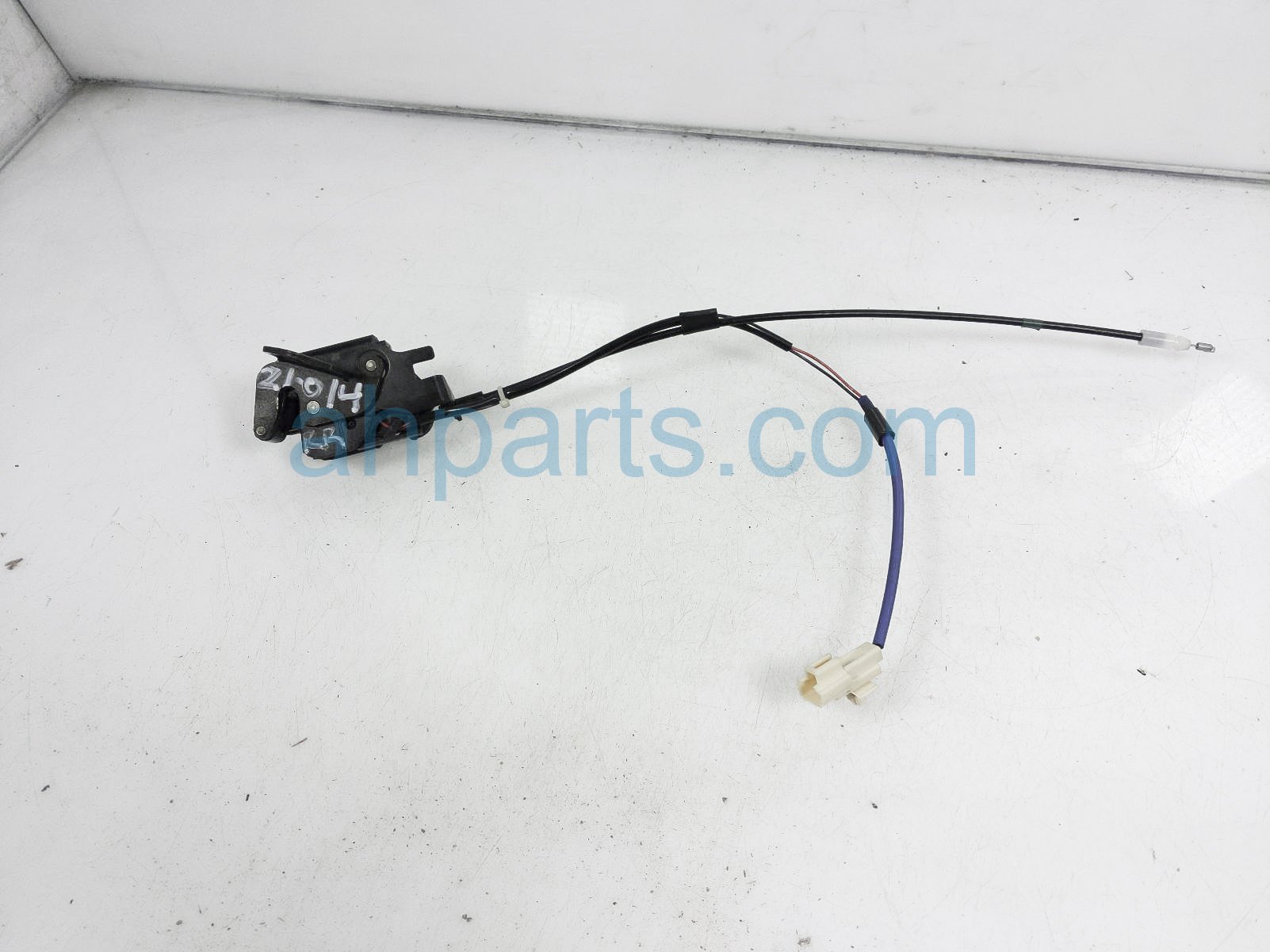 $29 Mazda RR/RH DOOR ACTUATOR LOCK