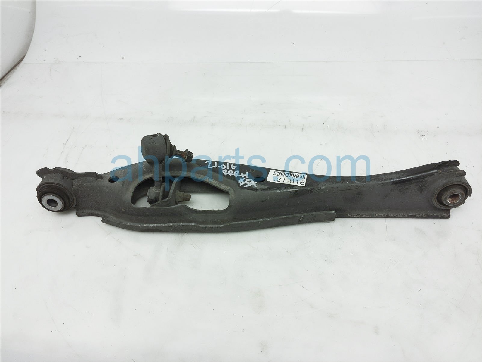 $48.5 Honda RR/RH COIL SEAT CONTROL ARM