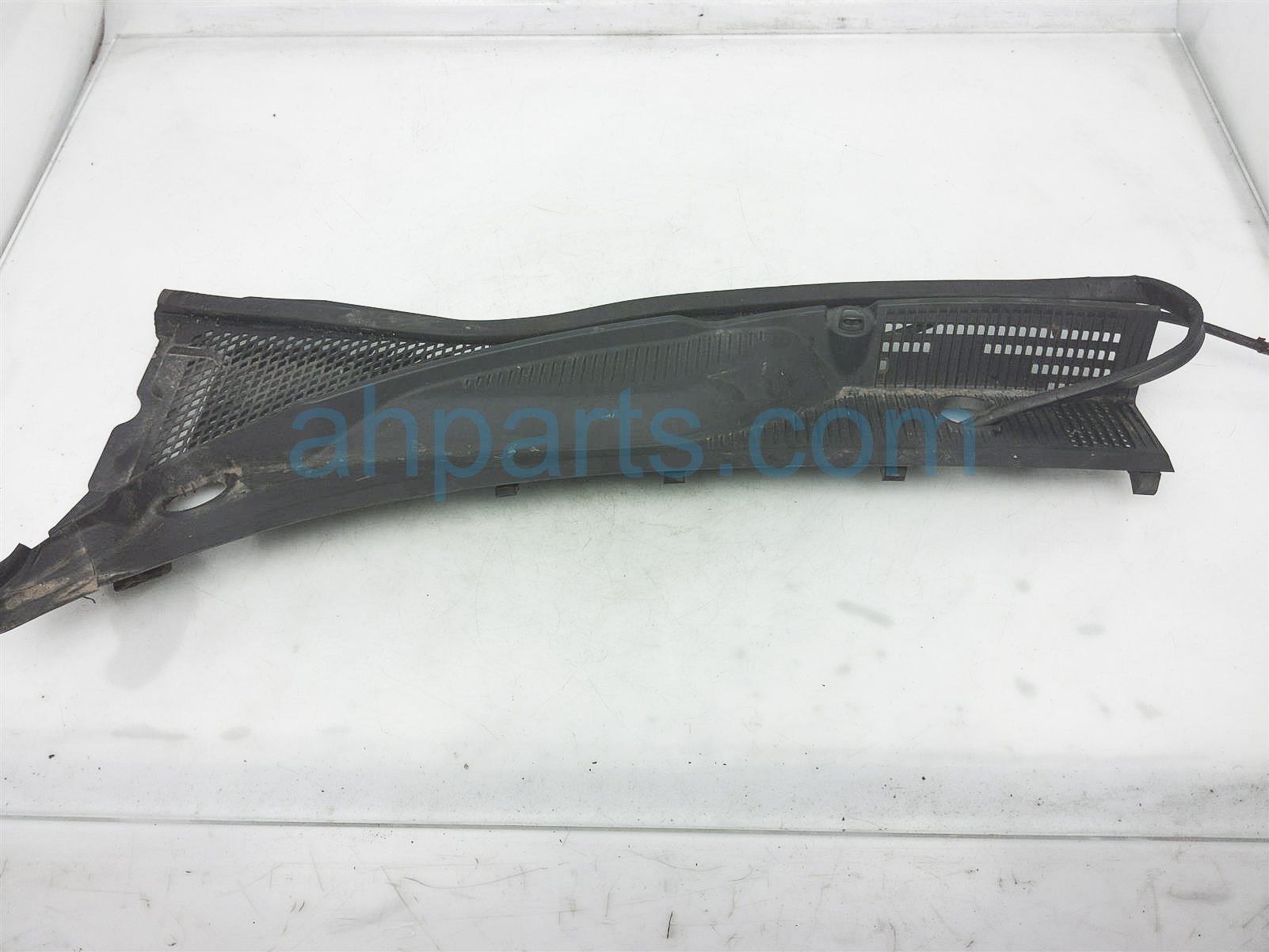 $25 Mazda LH WINDSHIELD COWL ASSY